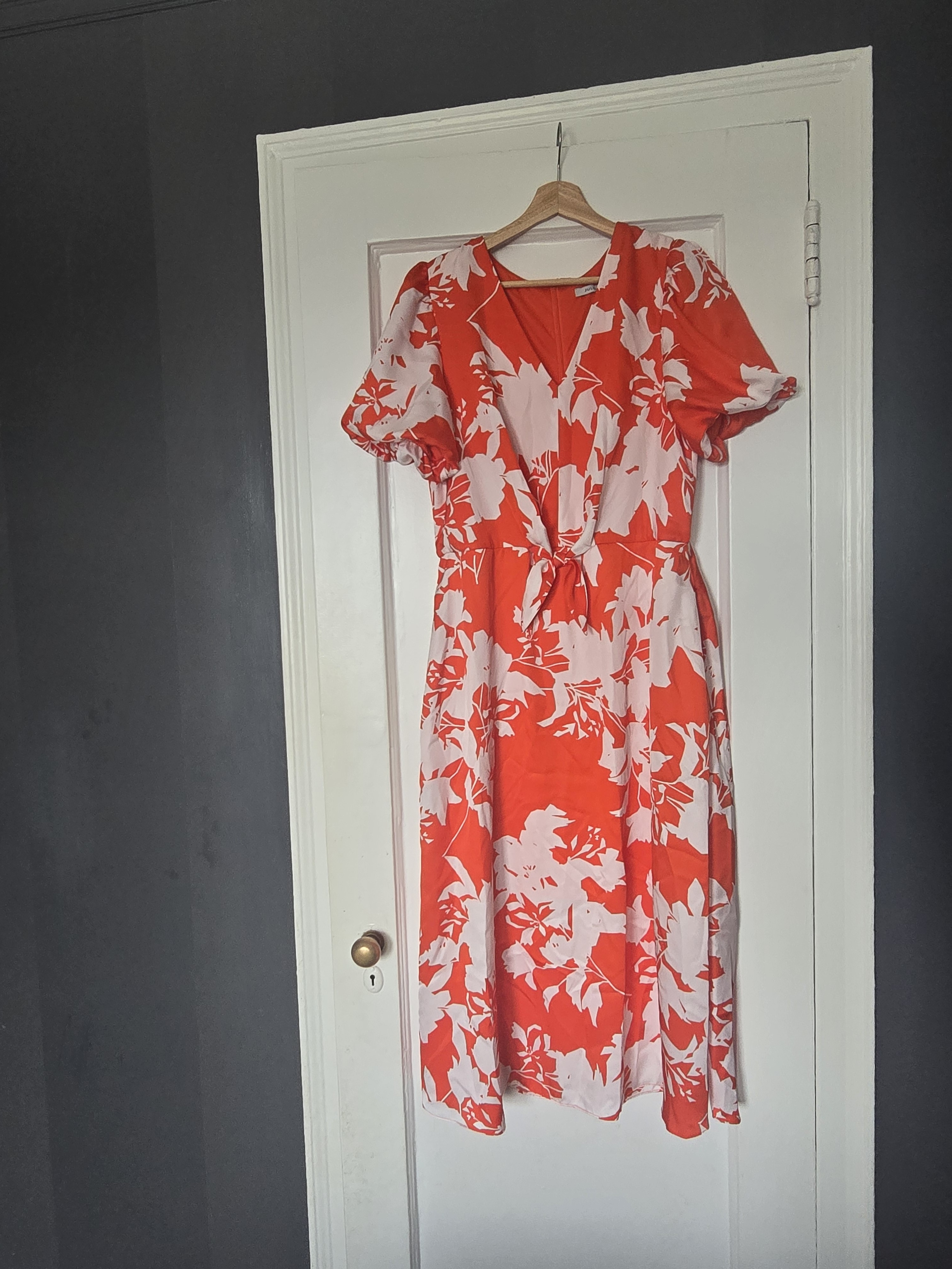 Balloon Sleeve Tie Front Midi